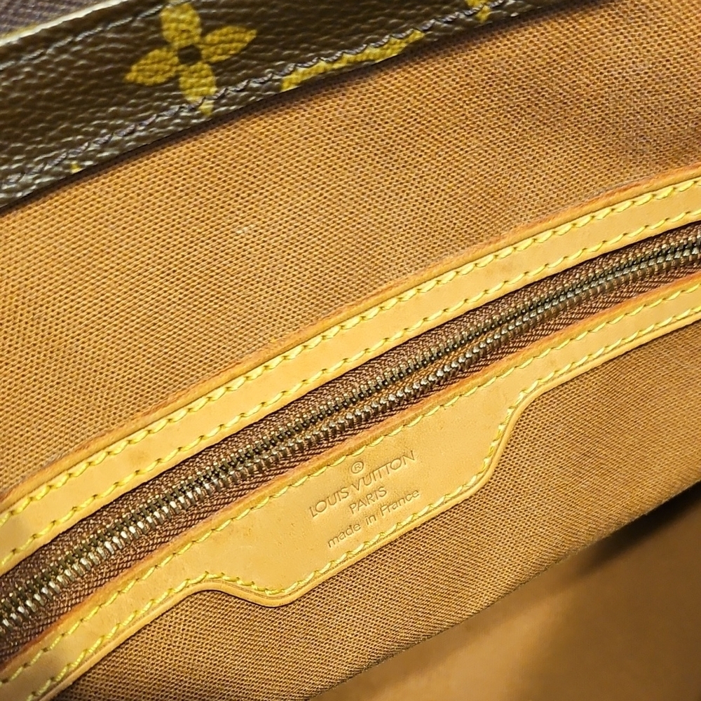 Louis Vuitton Monogram Canvas Tote in Brown and Tan - Picture 6 of 8